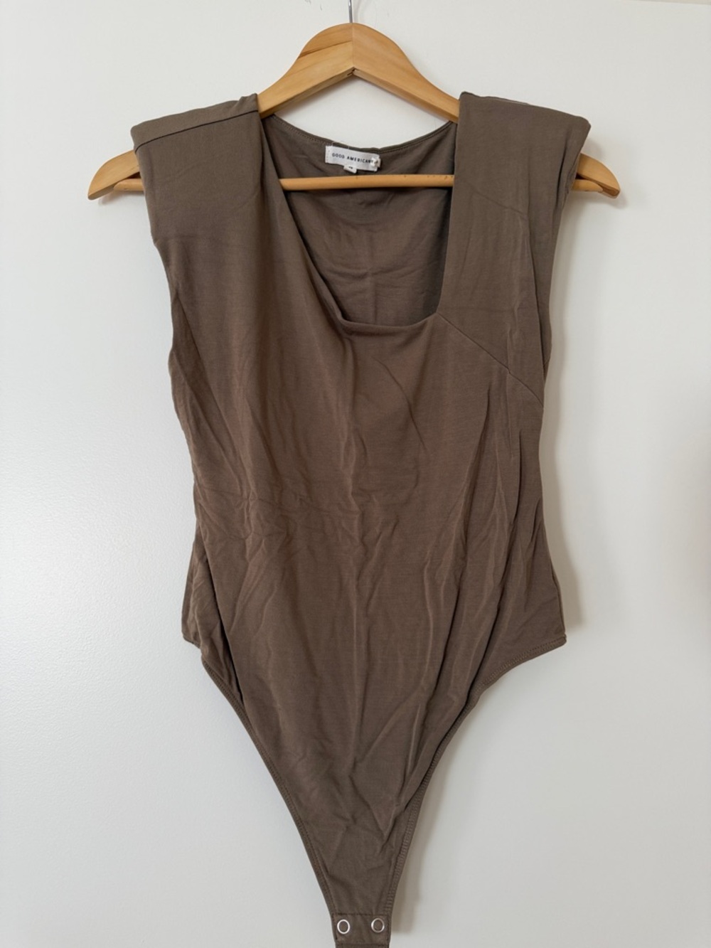Good American Taupe Scoop-Neck Sleeveless Bodysuit Small